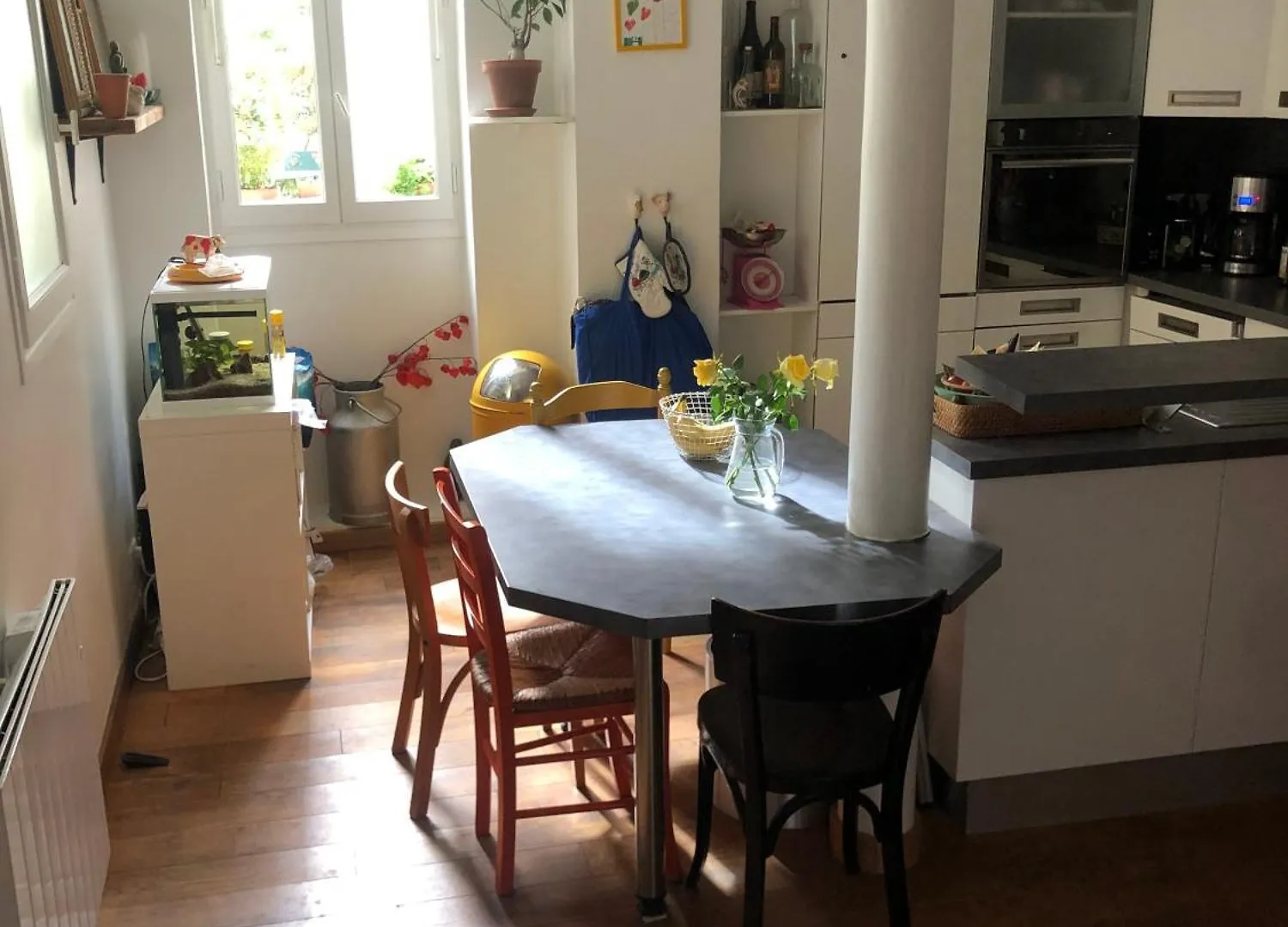 Appartamento Grand Studio Atypique 45 M2 ,Paris 10 Eme Parigi